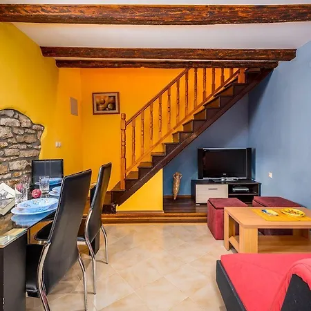Vikendica Rustikales Ferienhaus Mit Privatpool Krnica