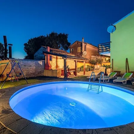 Rustikales Ferienhaus Mit Privatpool Krnica