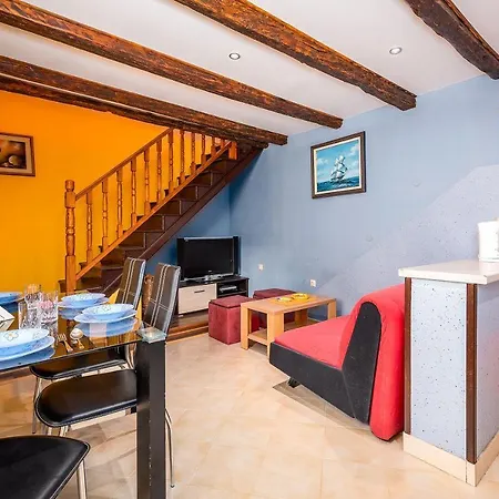 Rustikales Ferienhaus Mit Privatpool * Krnica